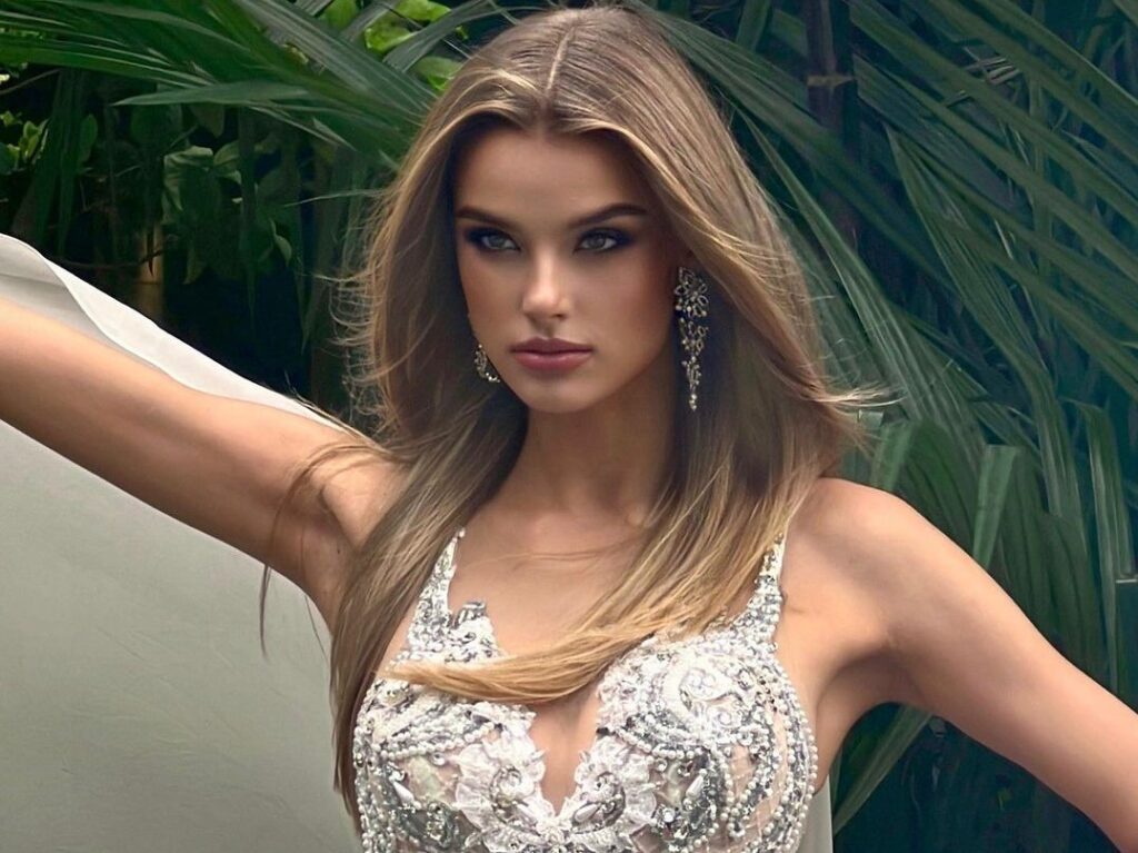 Hot Czech Women: 7 Sexy Czech Girls You Can Meet Today Online