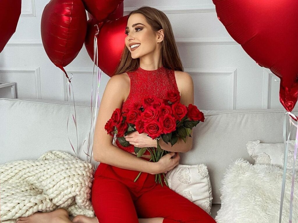 Sexy Polish Women: 7 Beautiful Polish Women You Can Talk To Right Now